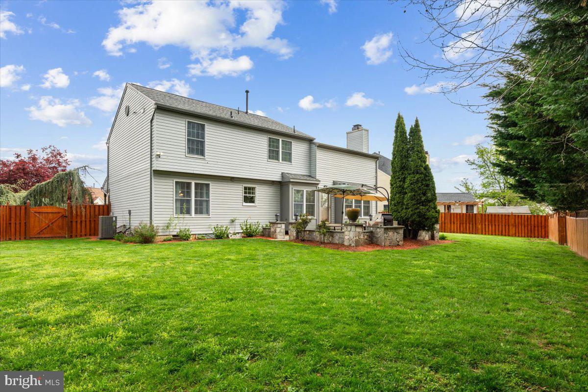 MONARCH RIDGE - Residential