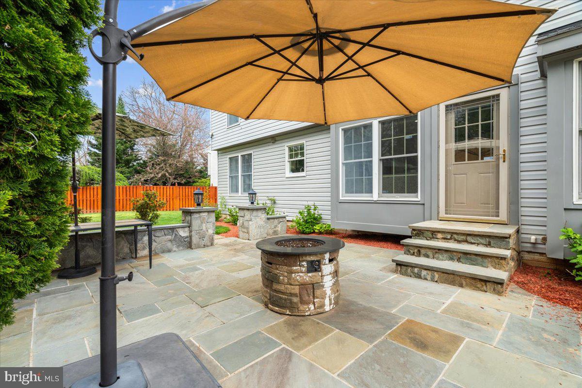 MONARCH RIDGE - Residential