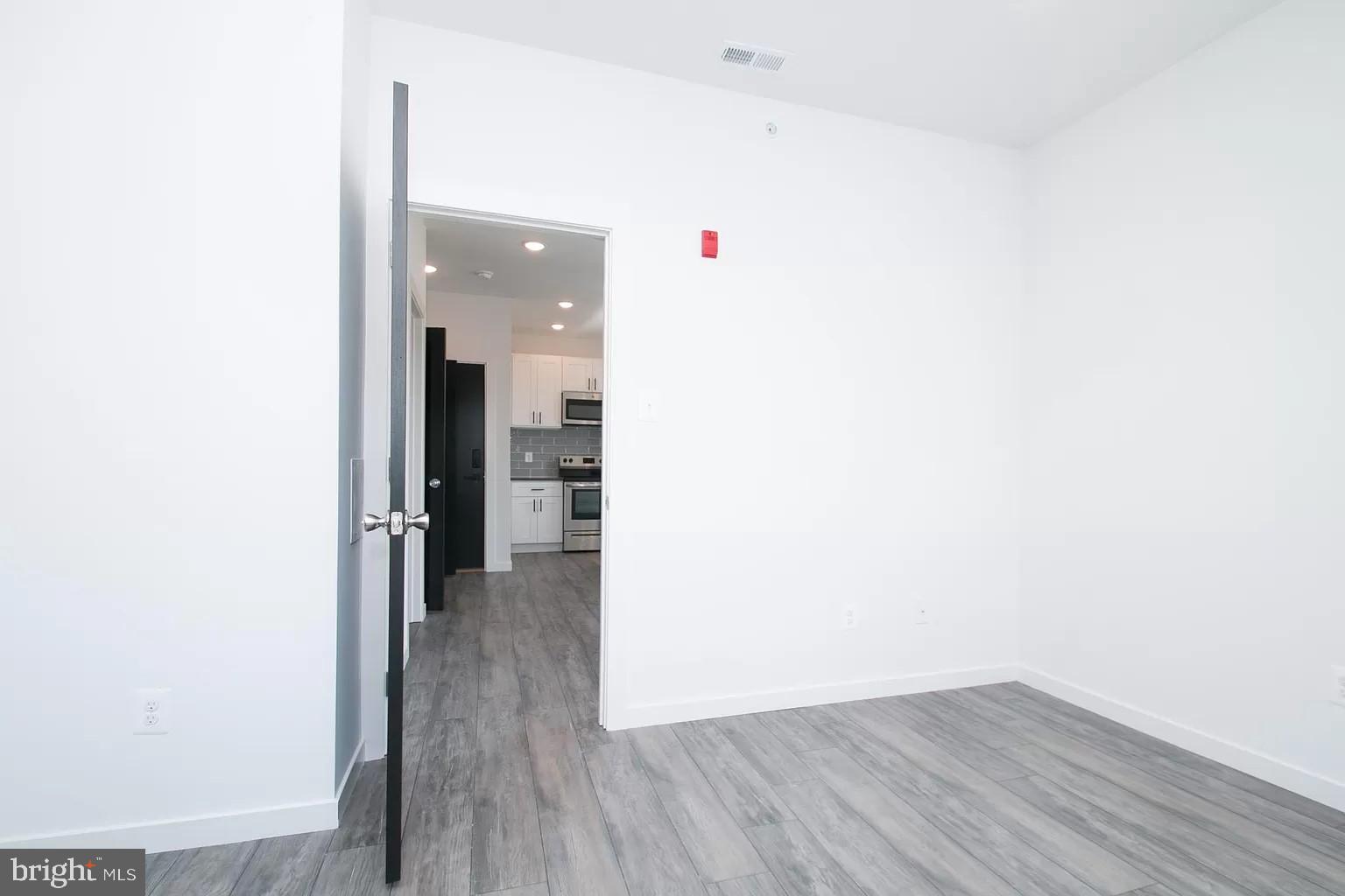 BELMONT - Residential Lease