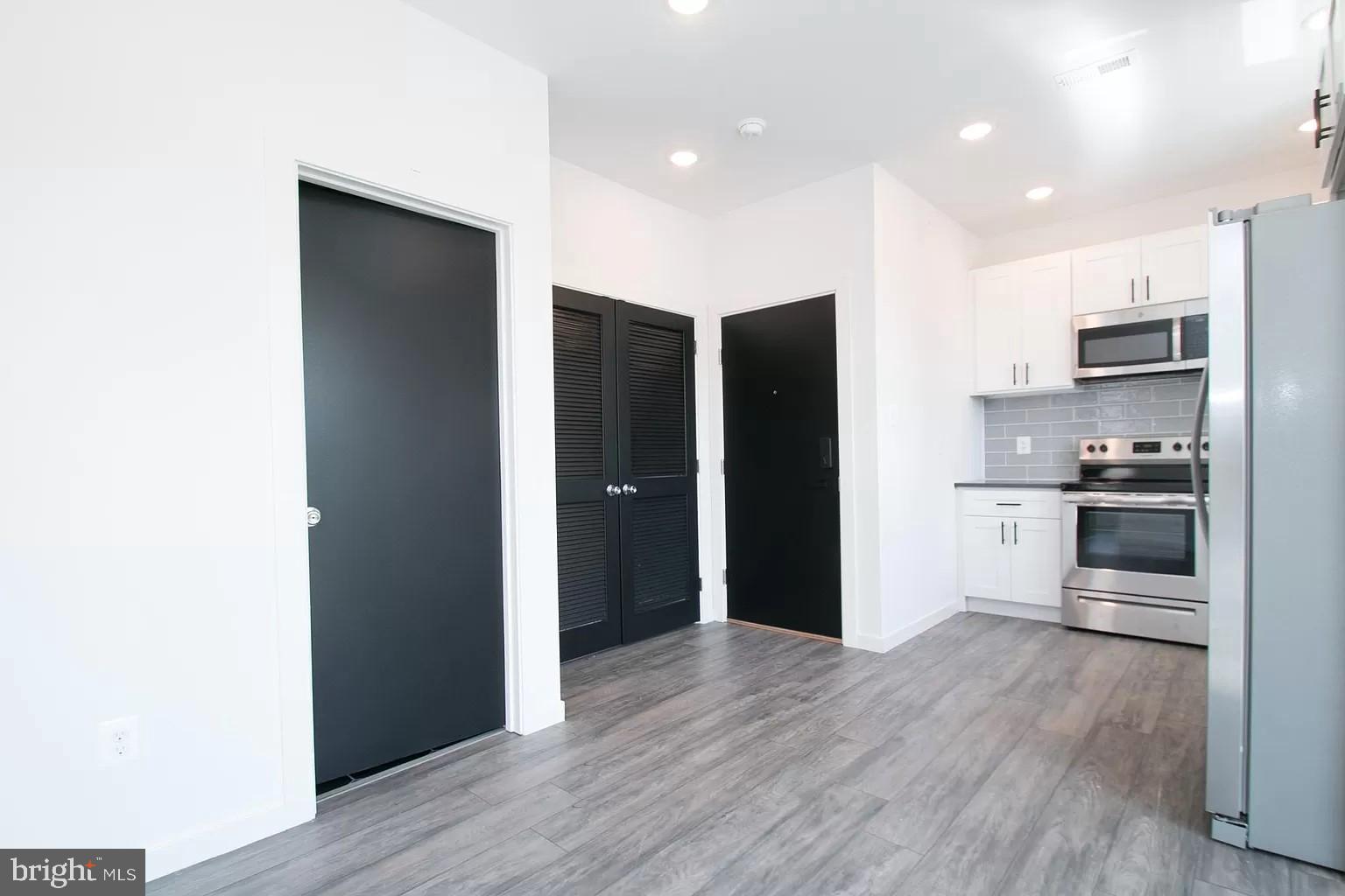 BELMONT - Residential Lease