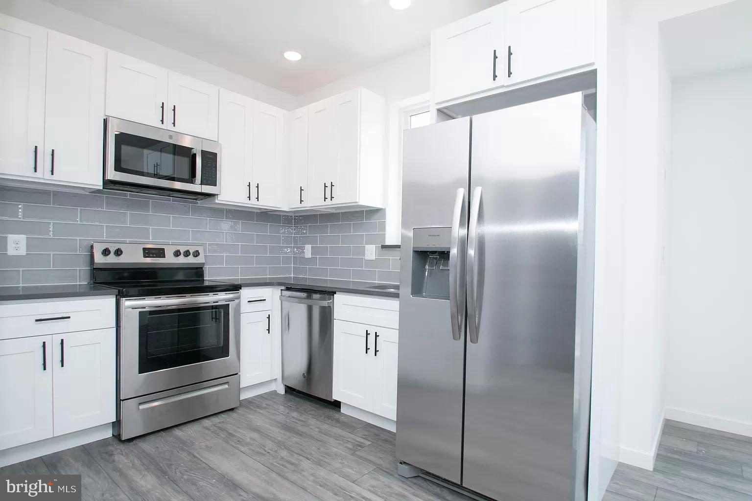 BELMONT - Residential Lease