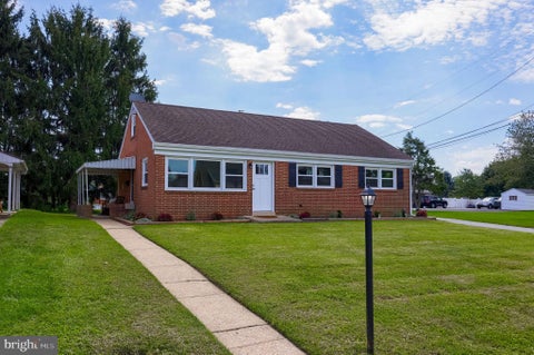 Photo of 1338 Manor Street, COLUMBIA, PA 17512 (MLS # PALA2095228)