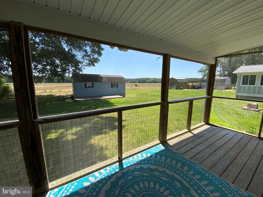 SHERWOOD FOREST SHORES - Residential