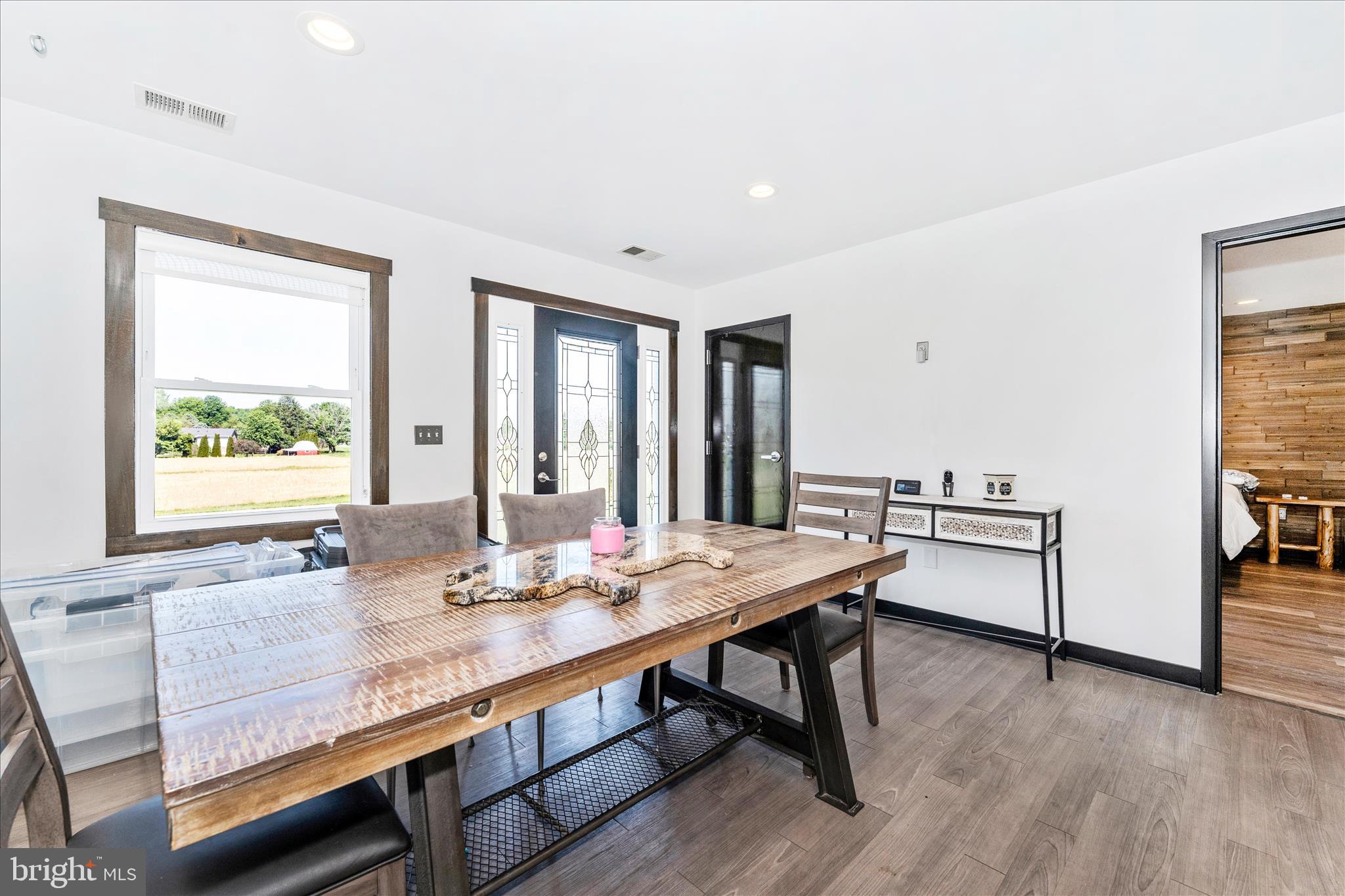 BEAVERBROOK - Residential