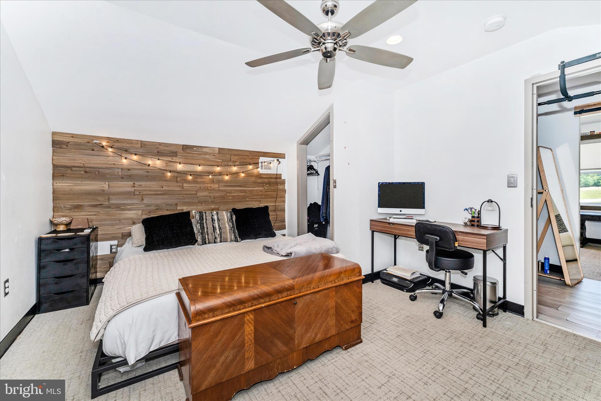 BEAVERBROOK - Residential