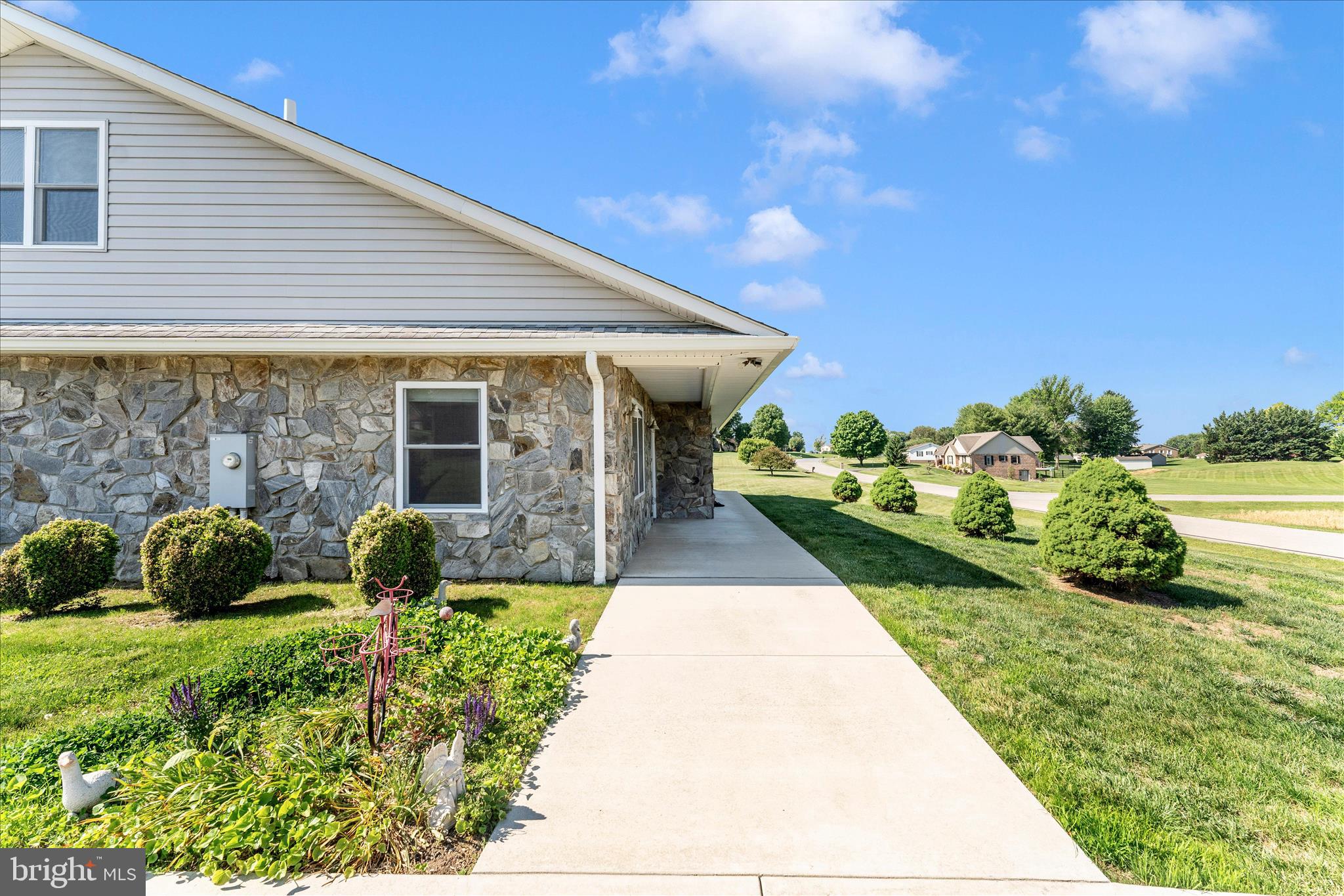 BEAVERBROOK - Residential
