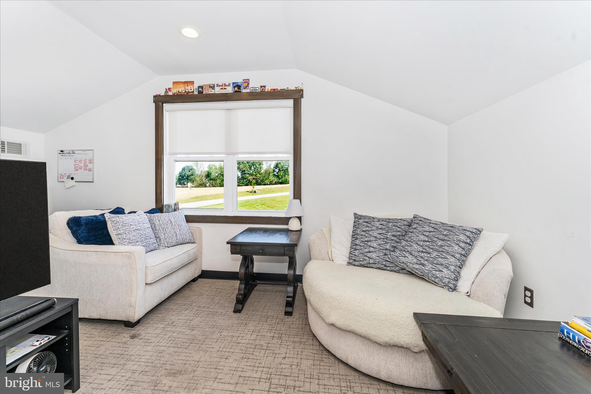 BEAVERBROOK - Residential
