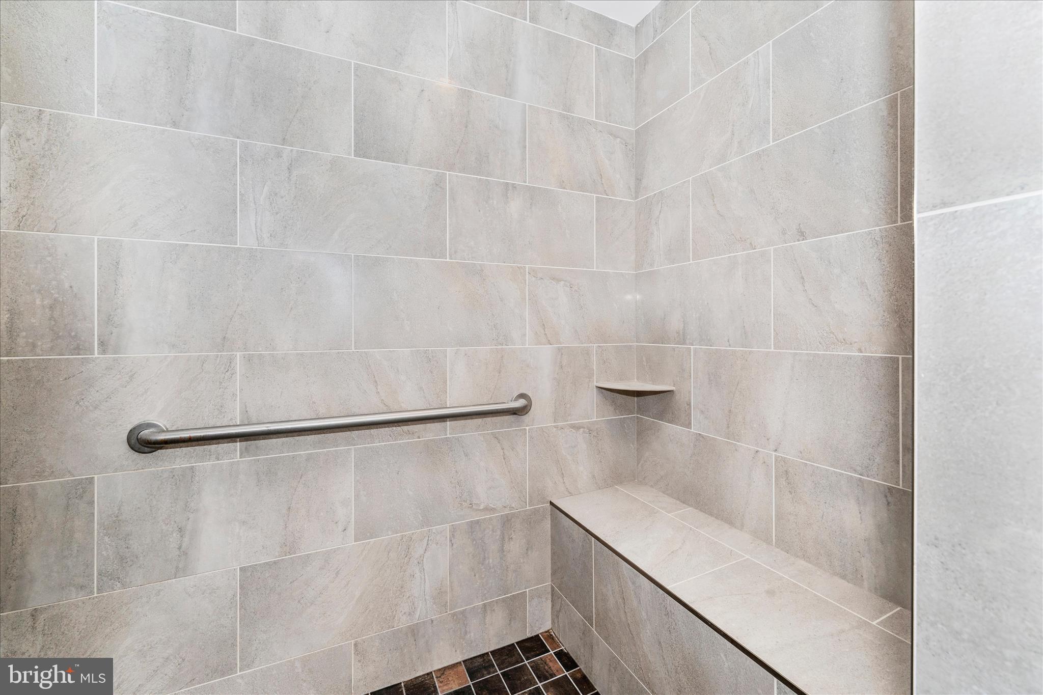 BEAVERBROOK - Residential