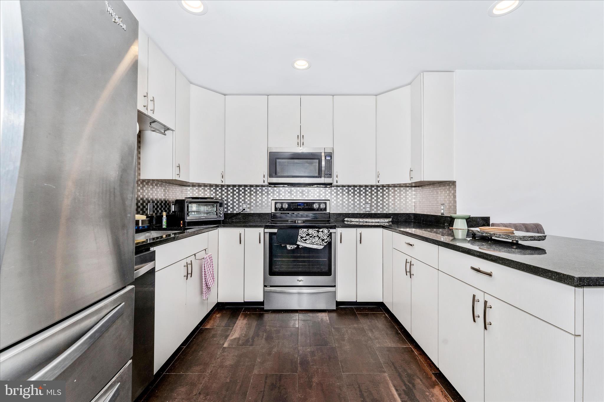 BEAVERBROOK - Residential