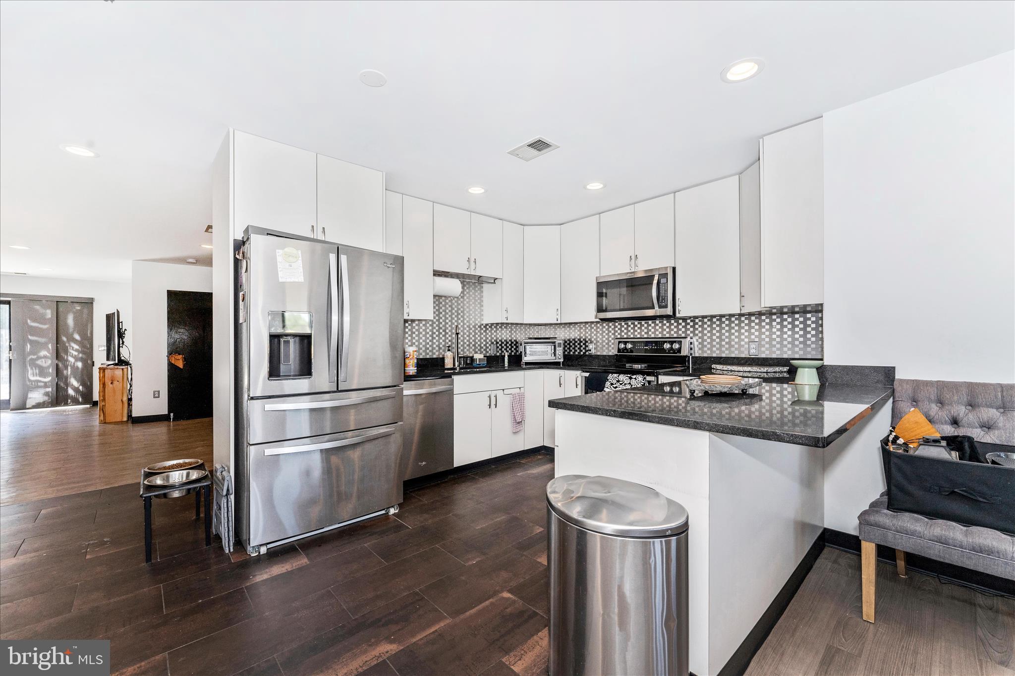 BEAVERBROOK - Residential