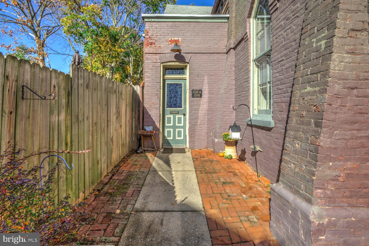 GOTHIC LOFTS - Residential