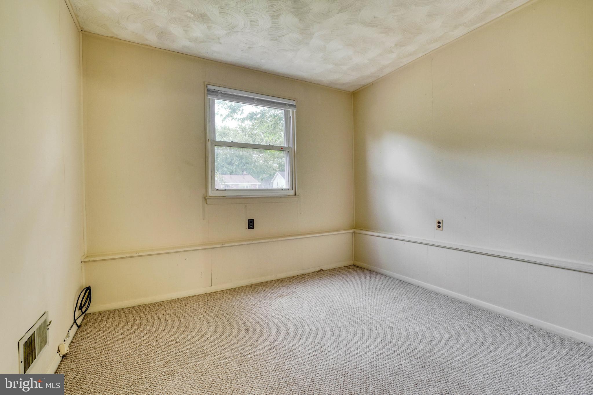 MONTPELIER WEST - Residential