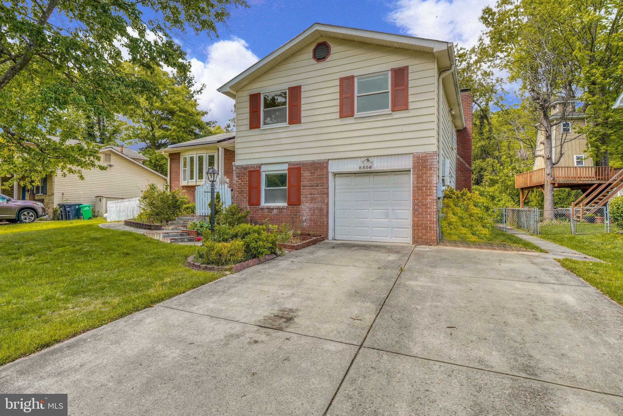 MONTPELIER WEST - Residential