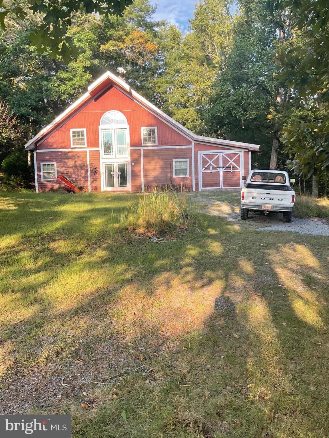 901 RIVER BEND DRIVE