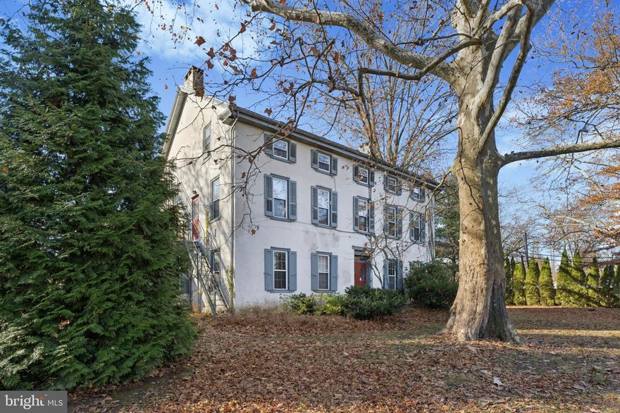 Two-bedroom, One-bath apartment located in the desirable Owen J. Roberts School District. This unit offers comfortable living with convenient off-street parking included. Ideally situated close to major highways for easy commuting and within walking distance to Kenilworth Park, perfect for outdoor recreation.

The building features a shared laundry facility in the basement, along with additional storage space available for tenants. Quiet, convenient location with nearby shopping, dining, and local amenities.

A great opportunity for those seeking comfort, convenience, and a prime location. Schedule your showing today! One cat is allowed with additional pet fees.