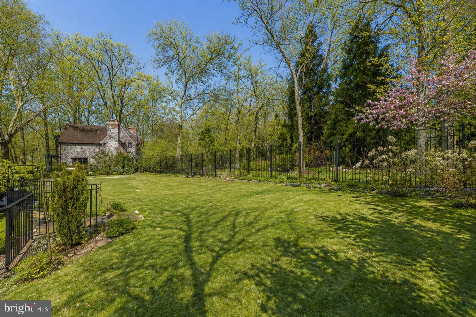 SLIGO PARK HILLS - Residential
