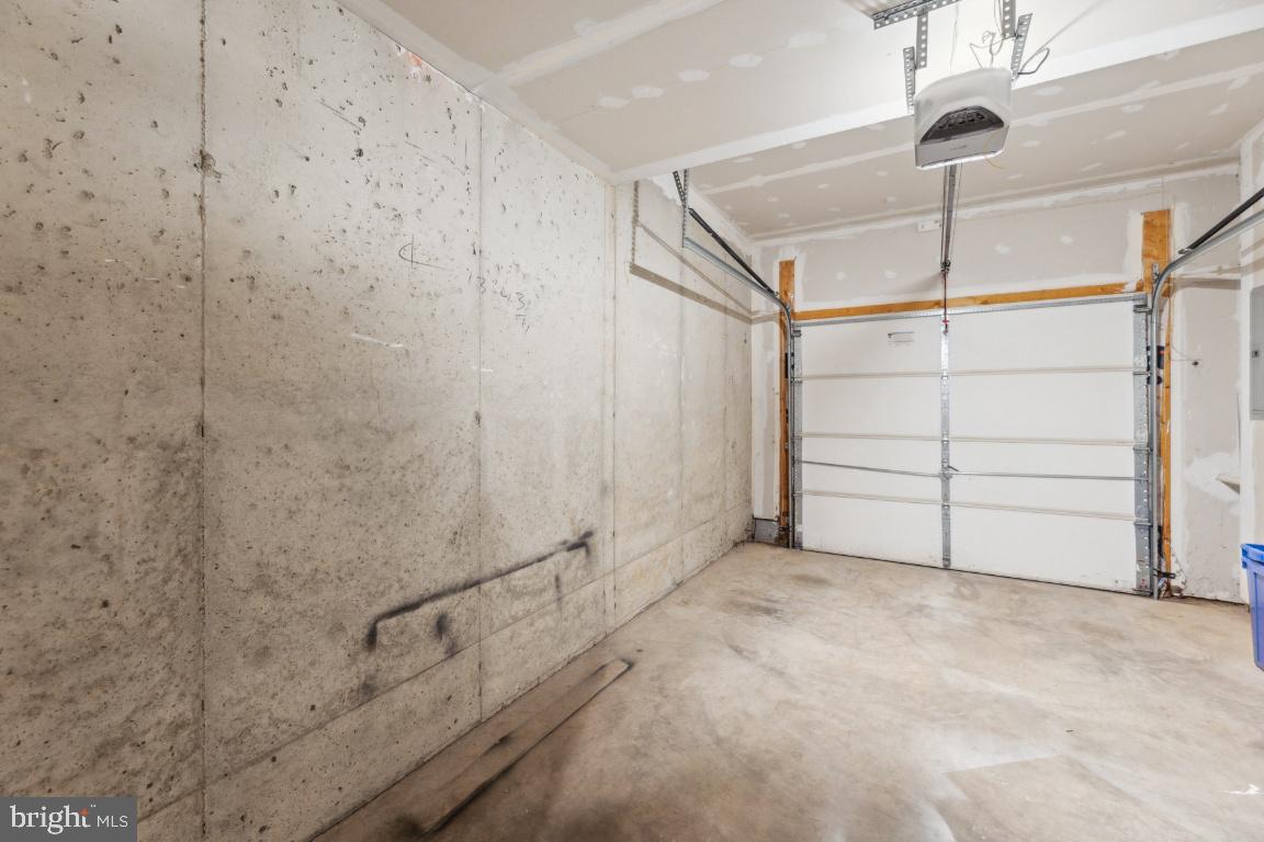 GREENWAY VILLAGE - Residential