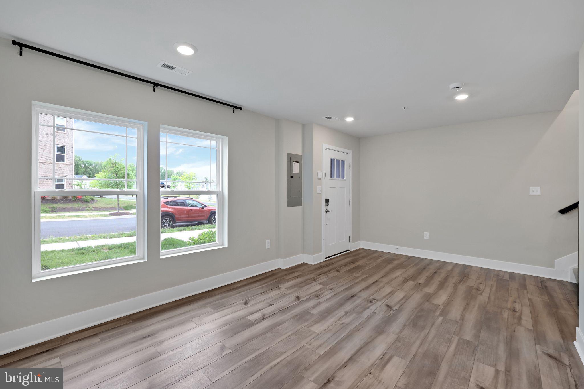 CHARLES COUNTY - Residential Lease