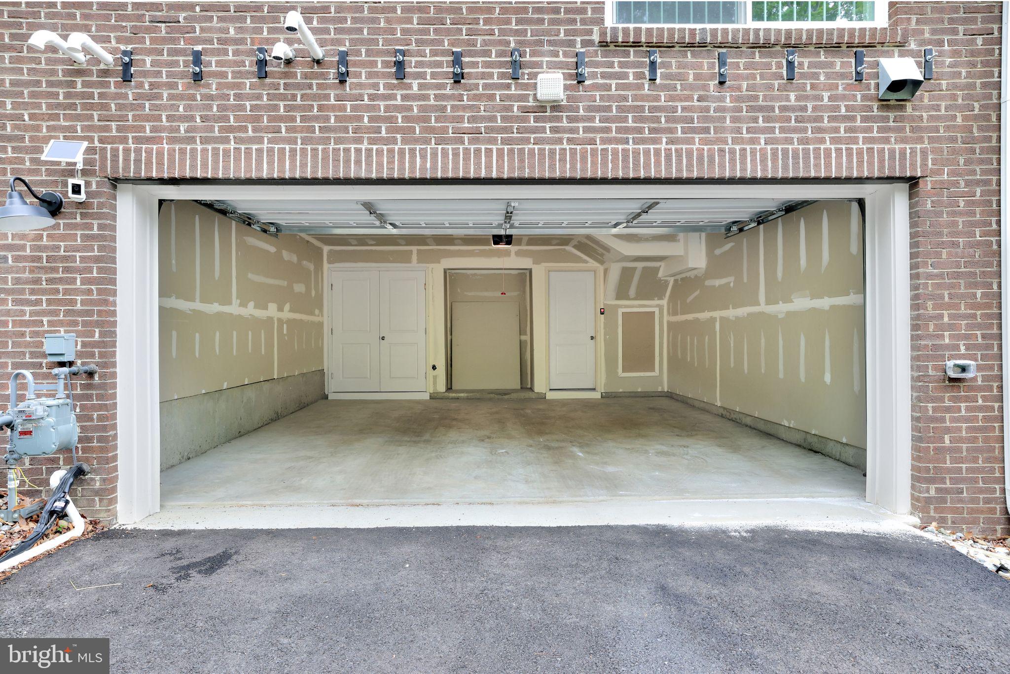 CHARLES COUNTY - Residential Lease