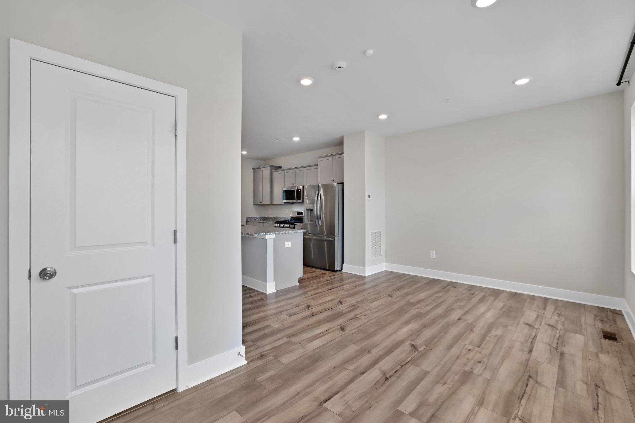 CHARLES COUNTY - Residential Lease