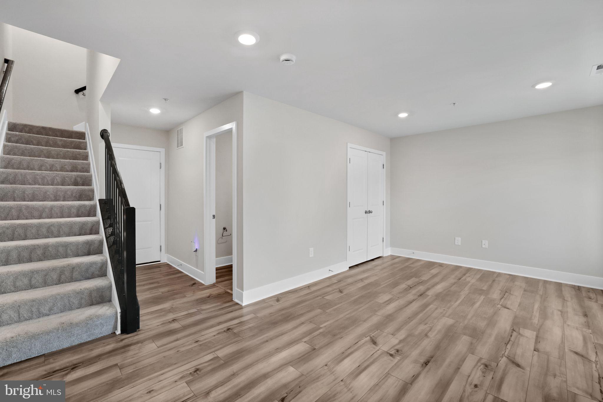 CHARLES COUNTY - Residential Lease