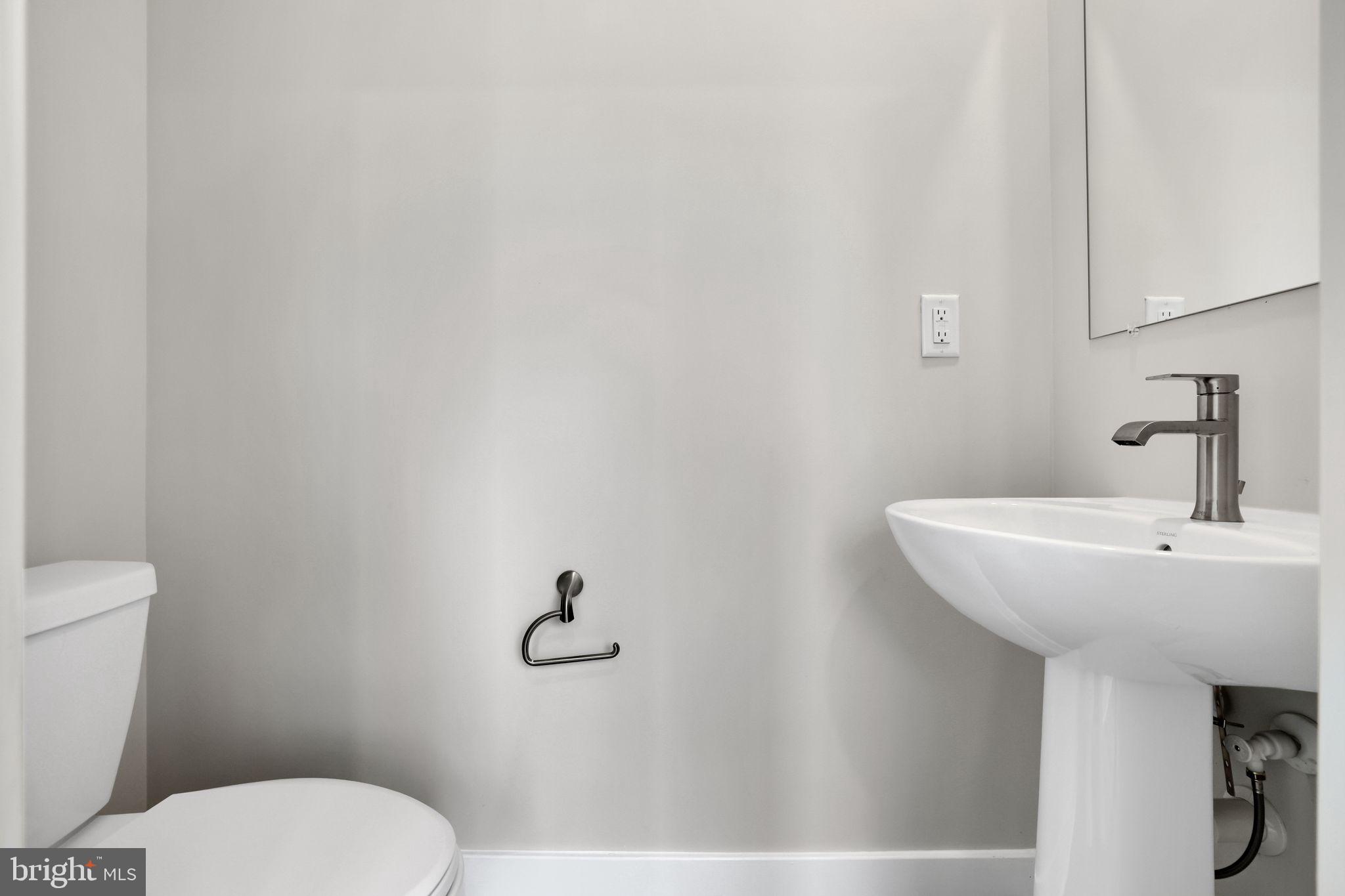 CHARLES COUNTY - Residential Lease