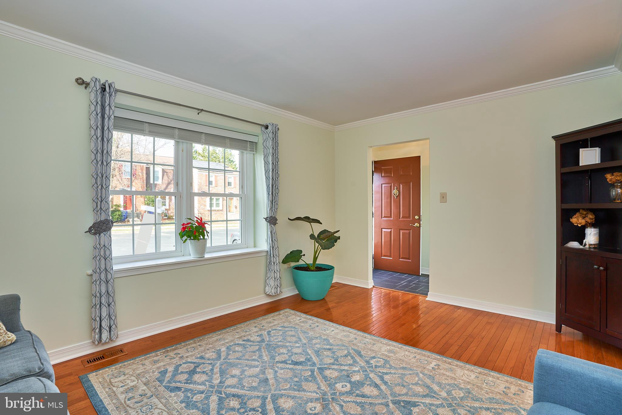 TOWNS ON THE GREENS - Residential