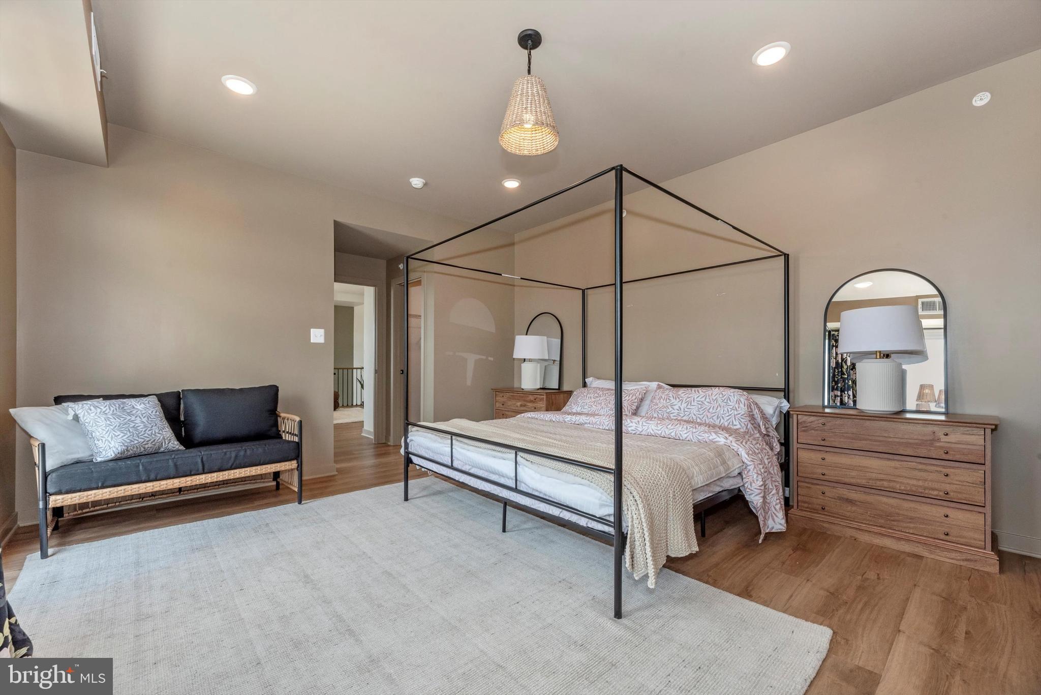 GAMBRILL GLENN - Residential Lease