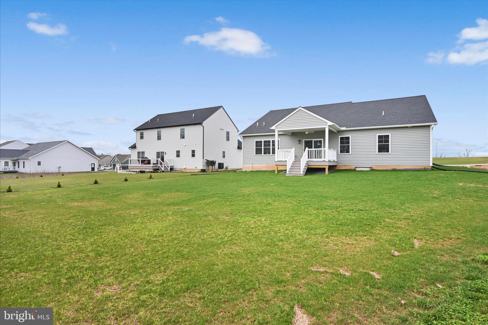 STONEY BROOK - Residential