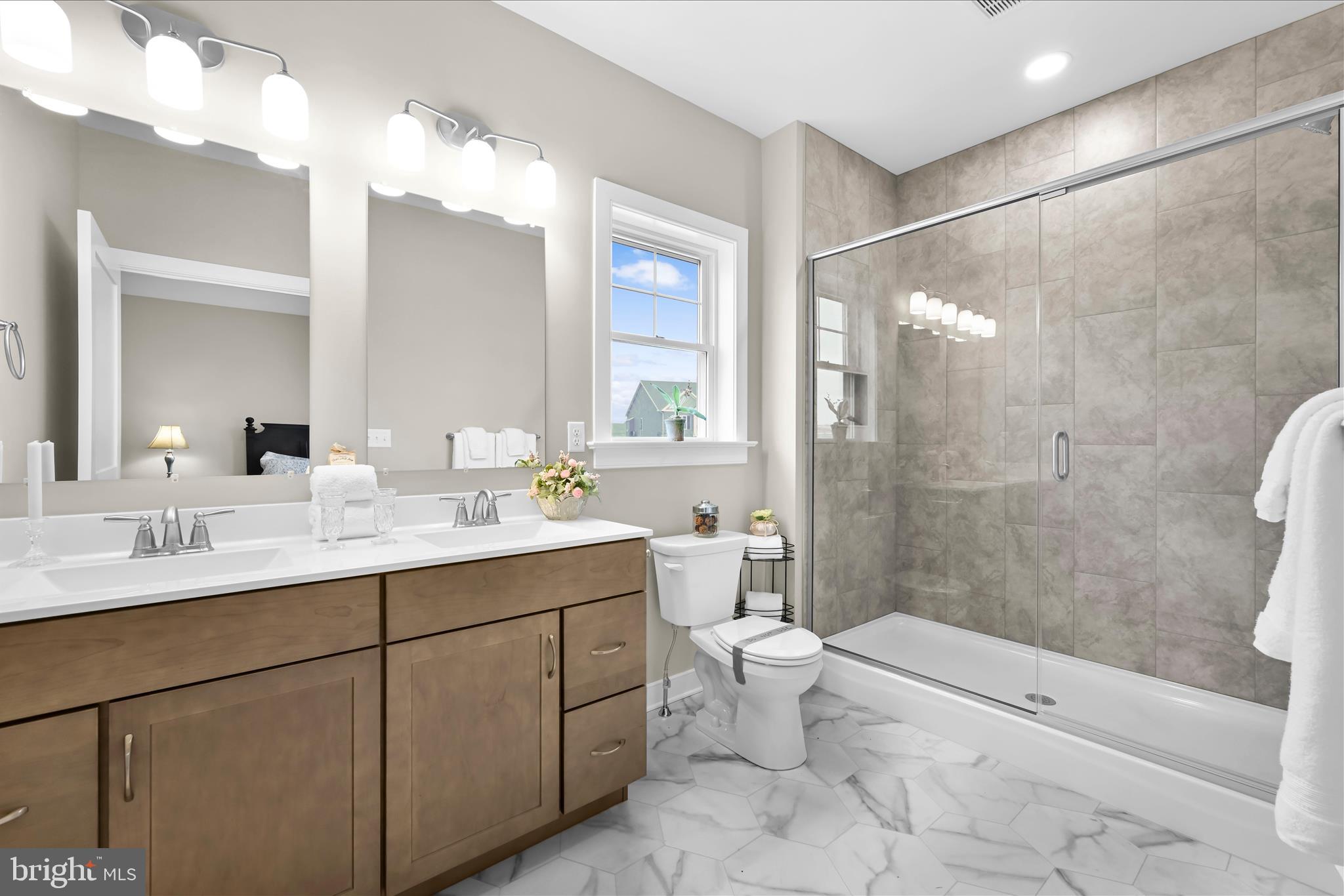 STONEY BROOK - Residential