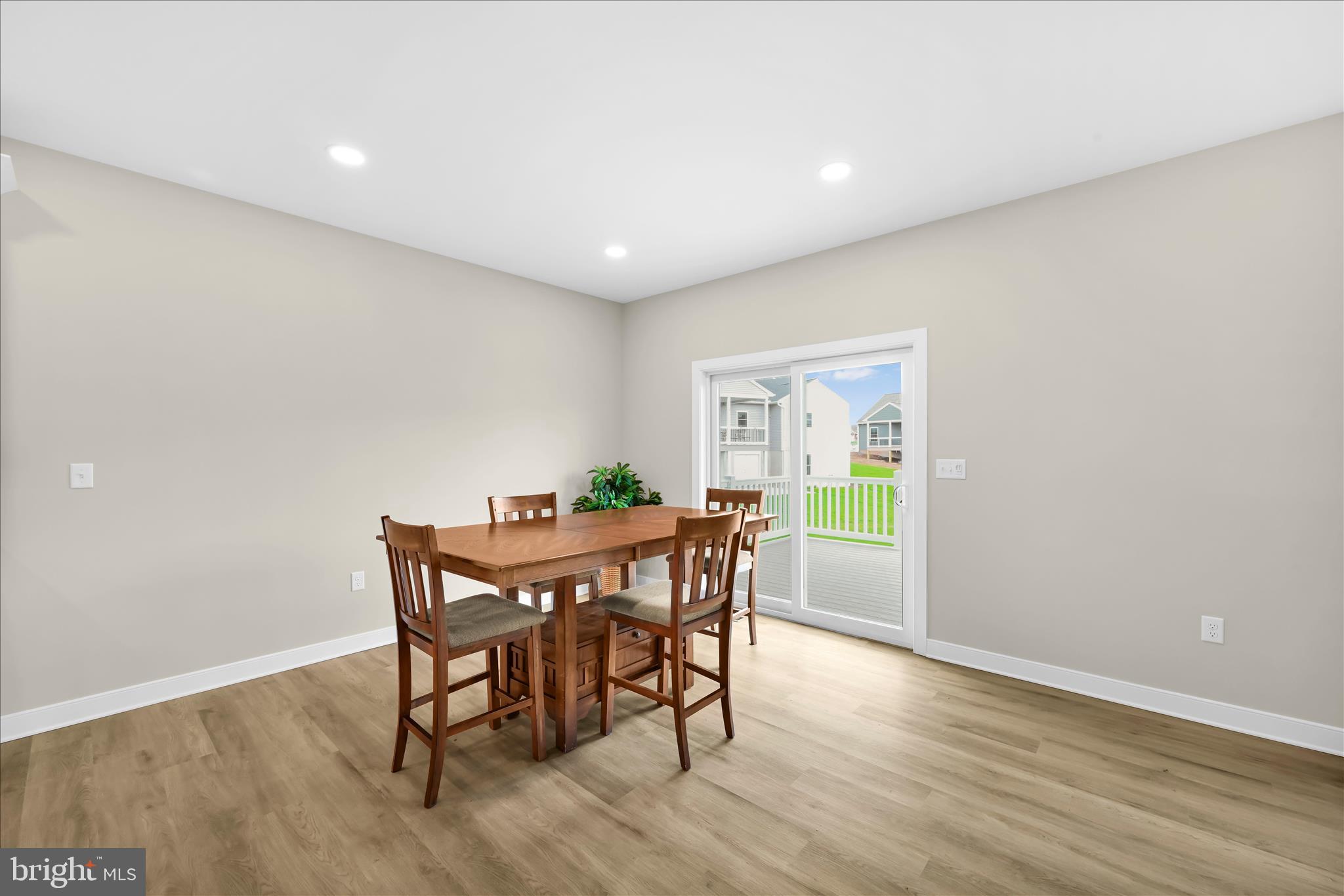 STONEY BROOK - Residential