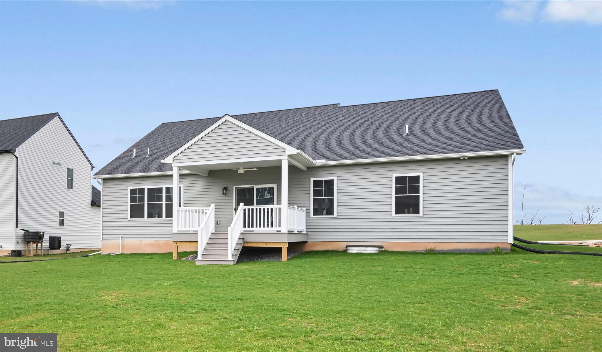 STONEY BROOK - Residential