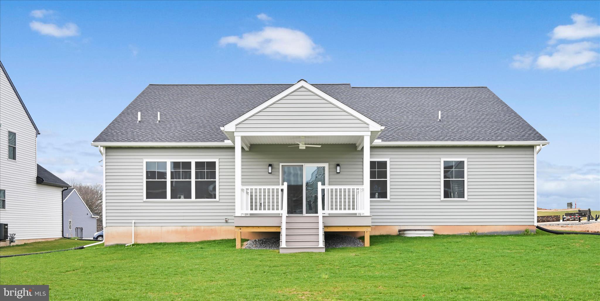 STONEY BROOK - Residential