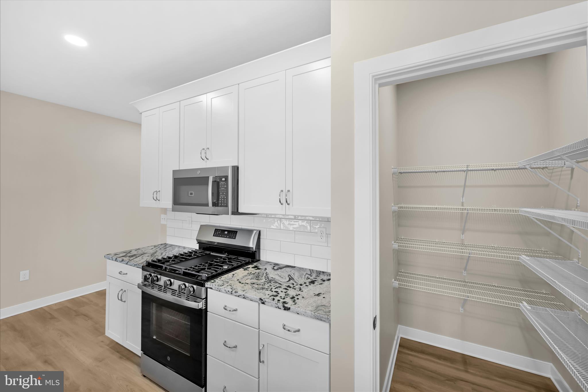 STONEY BROOK - Residential