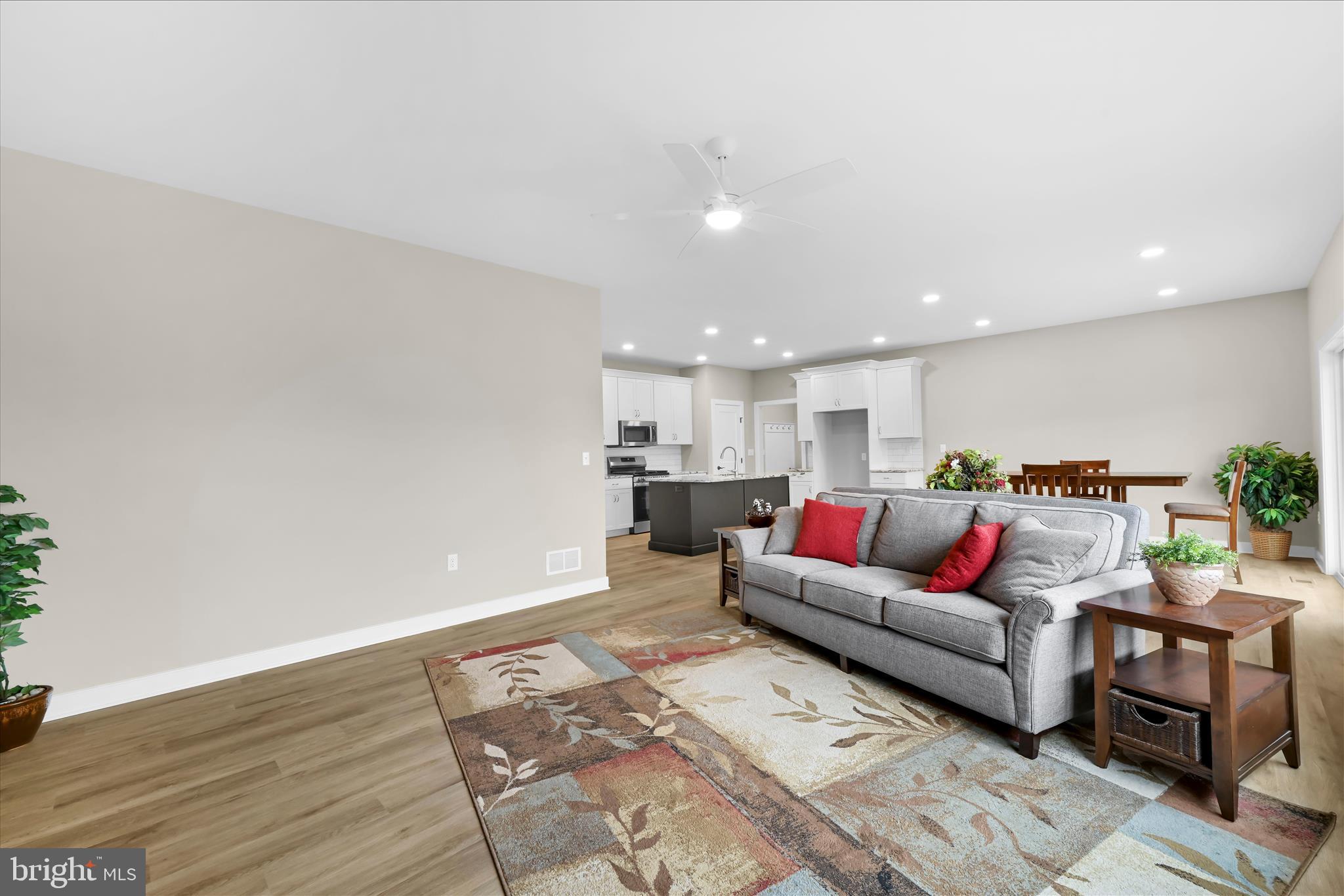 STONEY BROOK - Residential