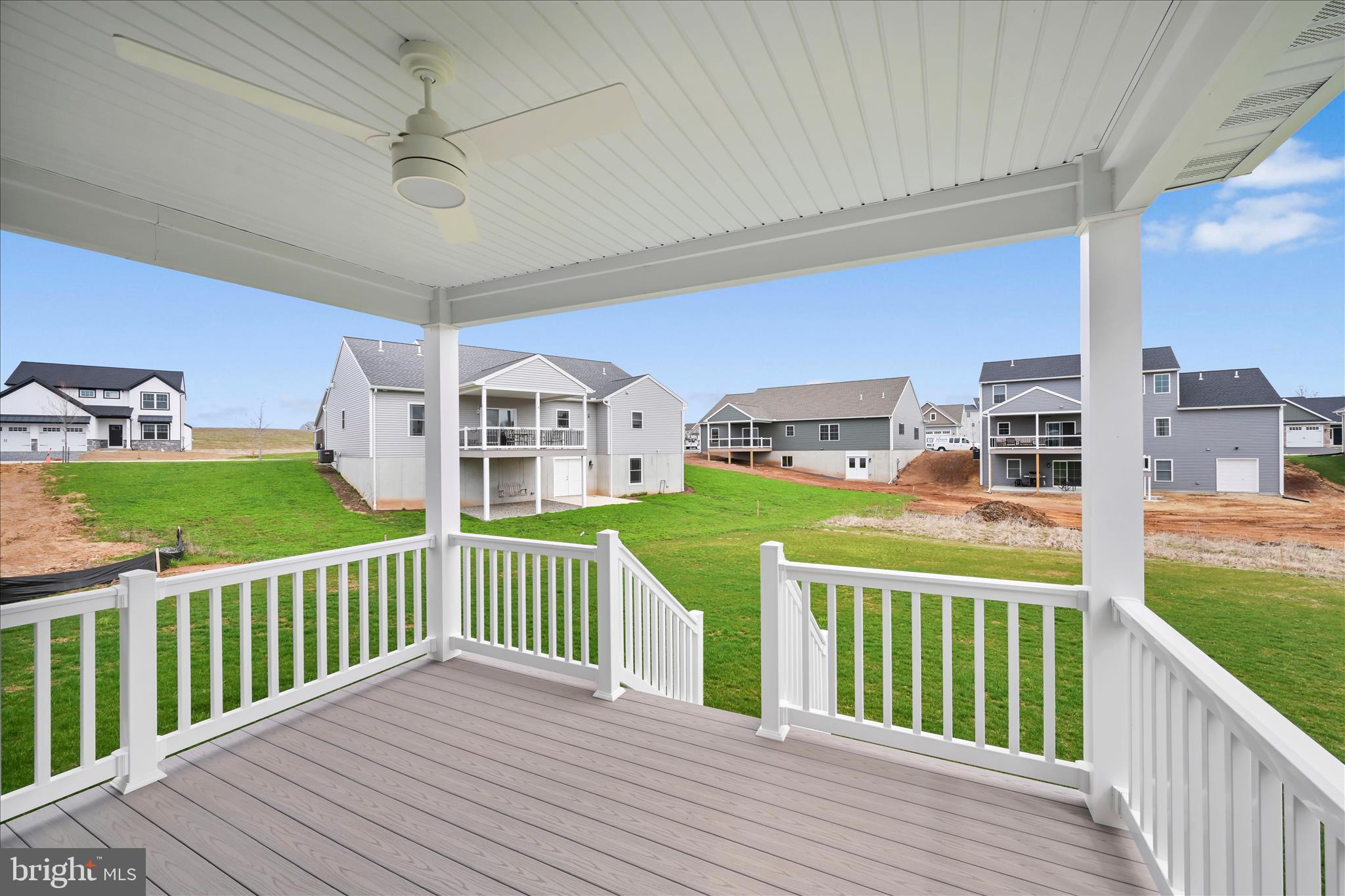 STONEY BROOK - Residential