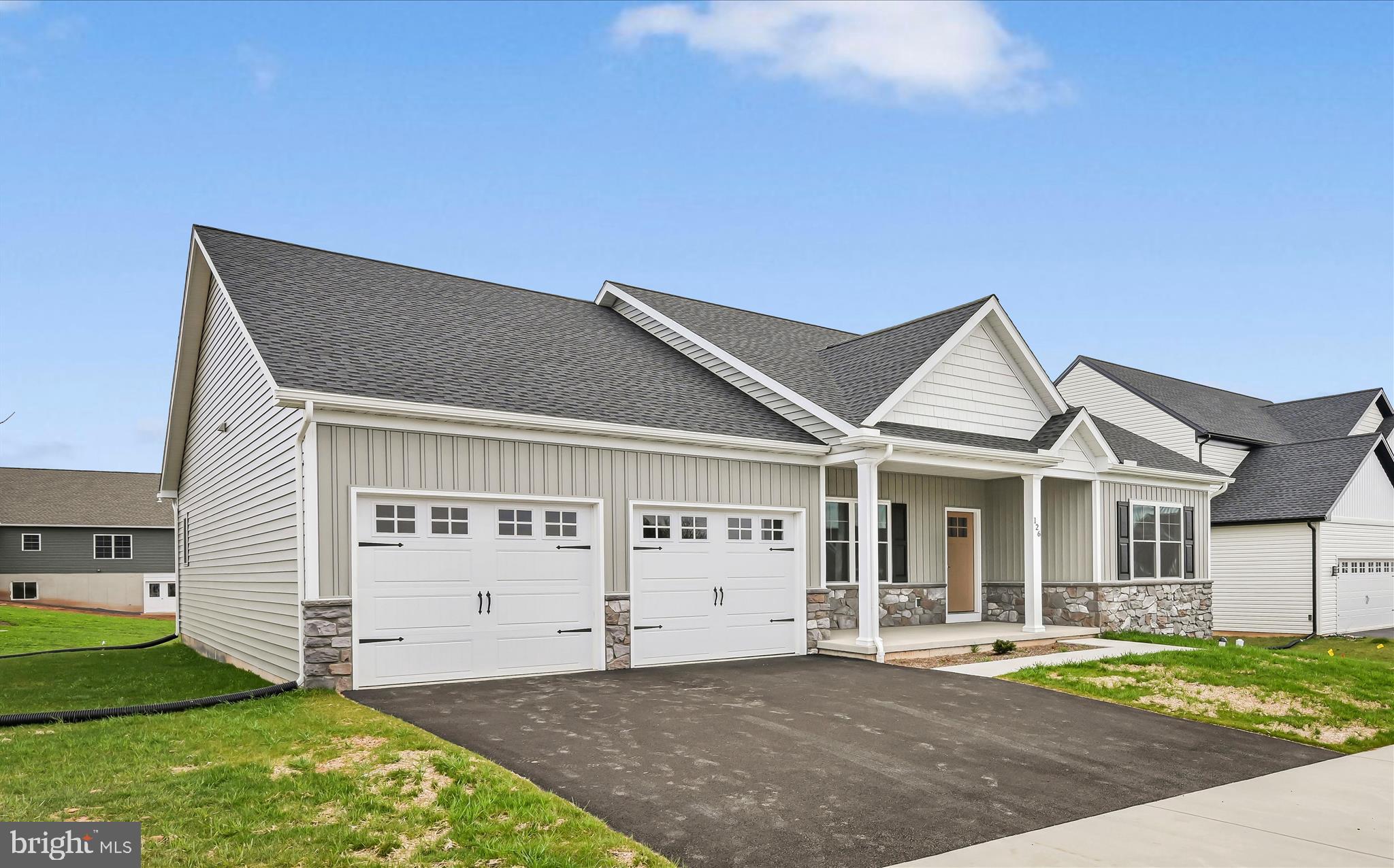 STONEY BROOK - Residential