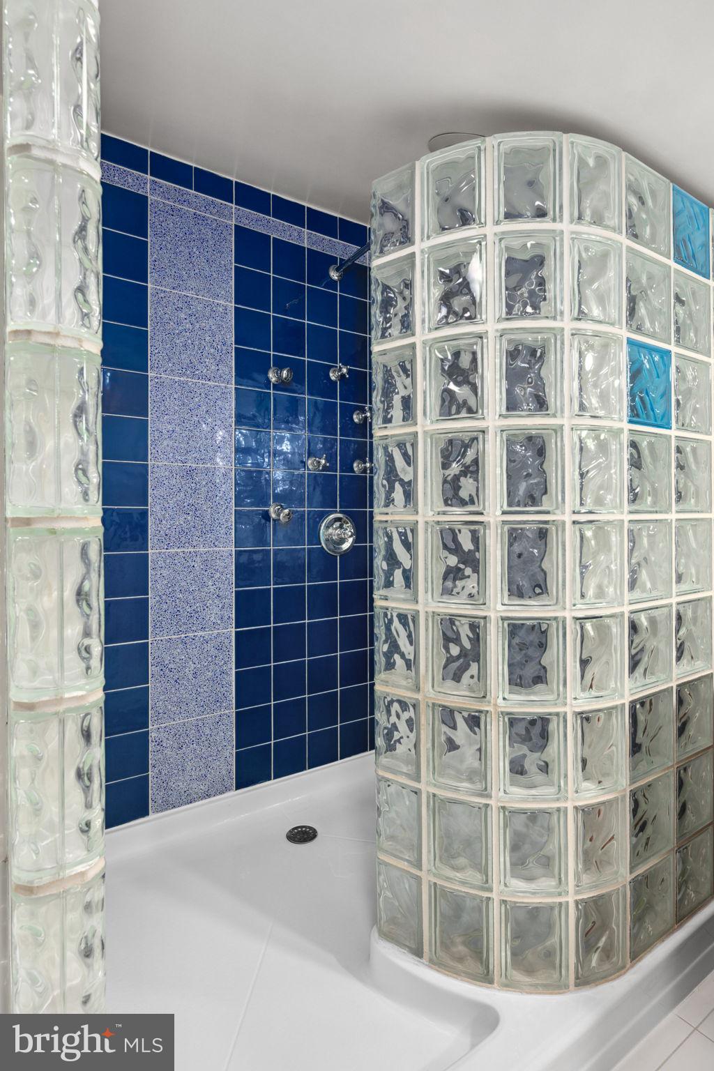 TWINBROOK - Residential