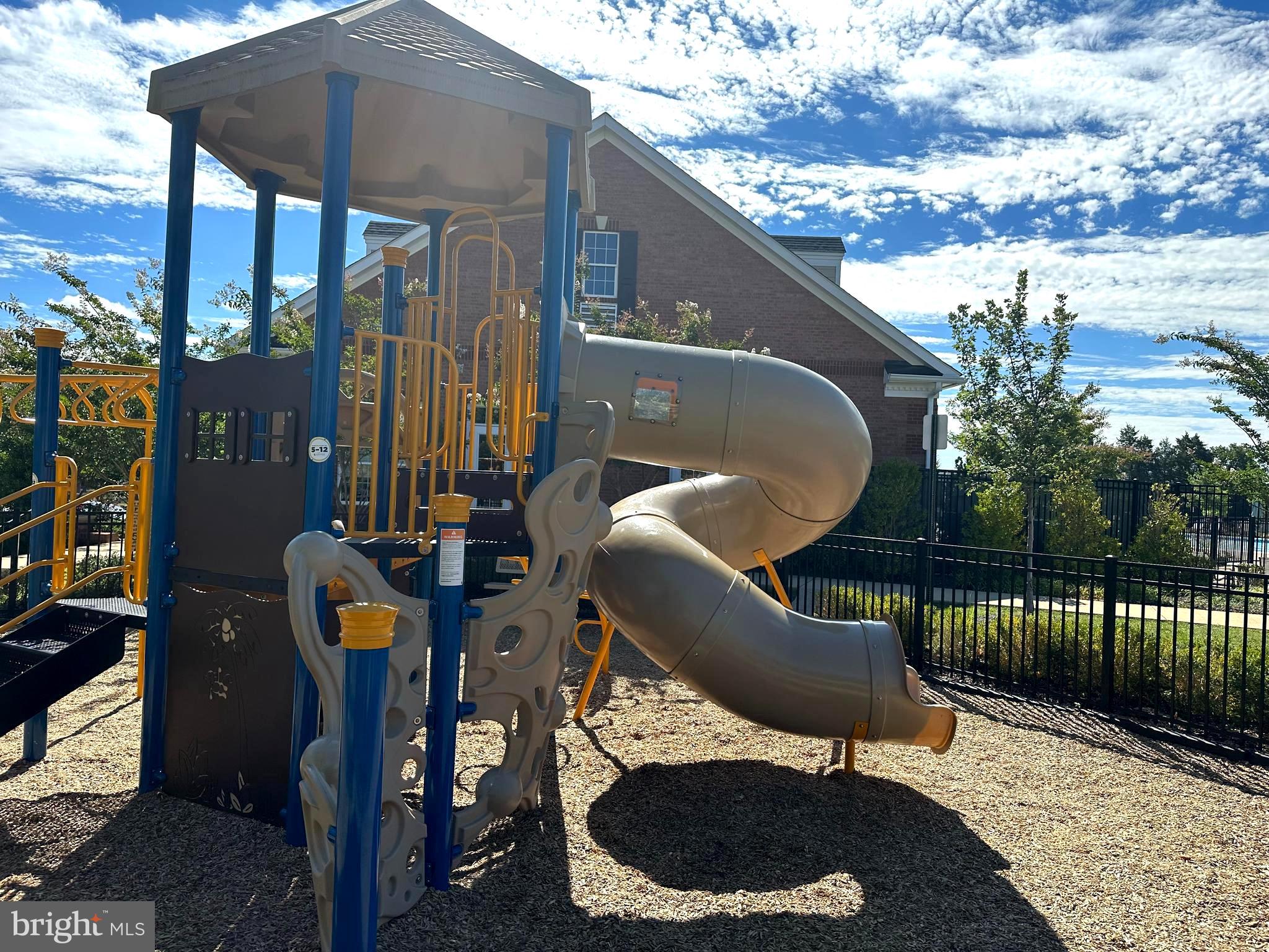 RIDGES AT LOUDOUN VALLEY - Residential