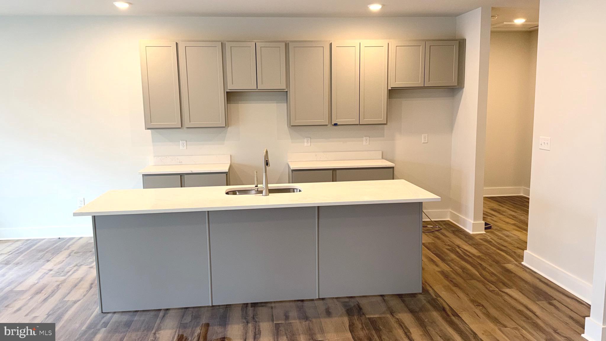 WINDFALL ACRES - Residential