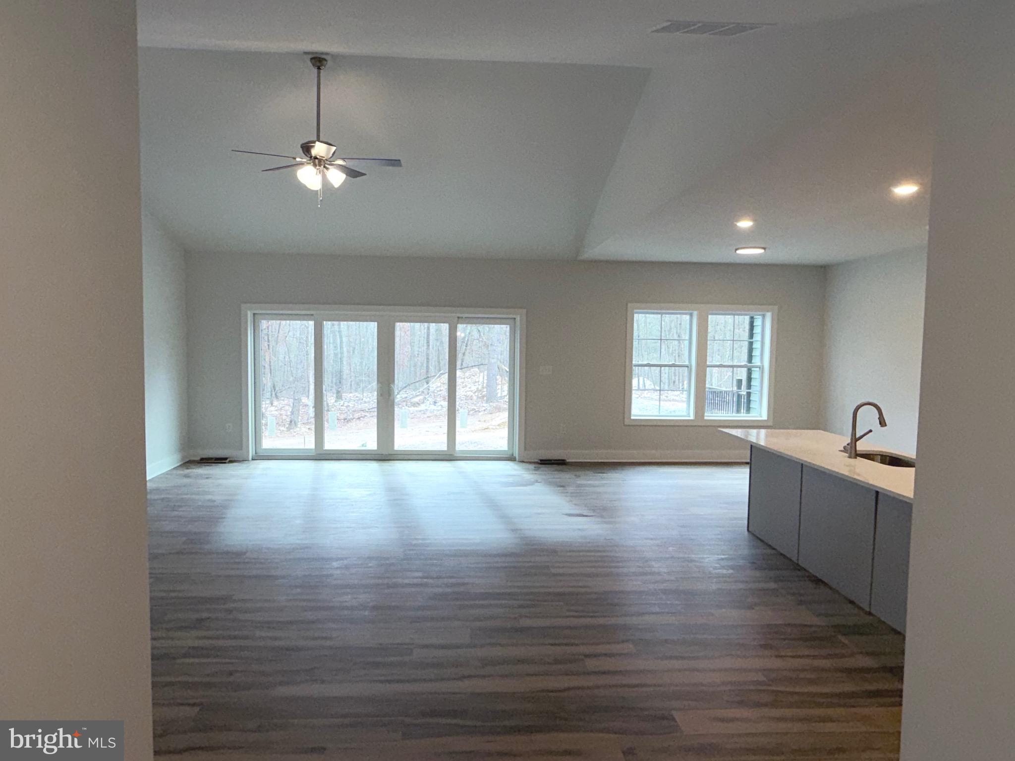 WINDFALL ACRES - Residential