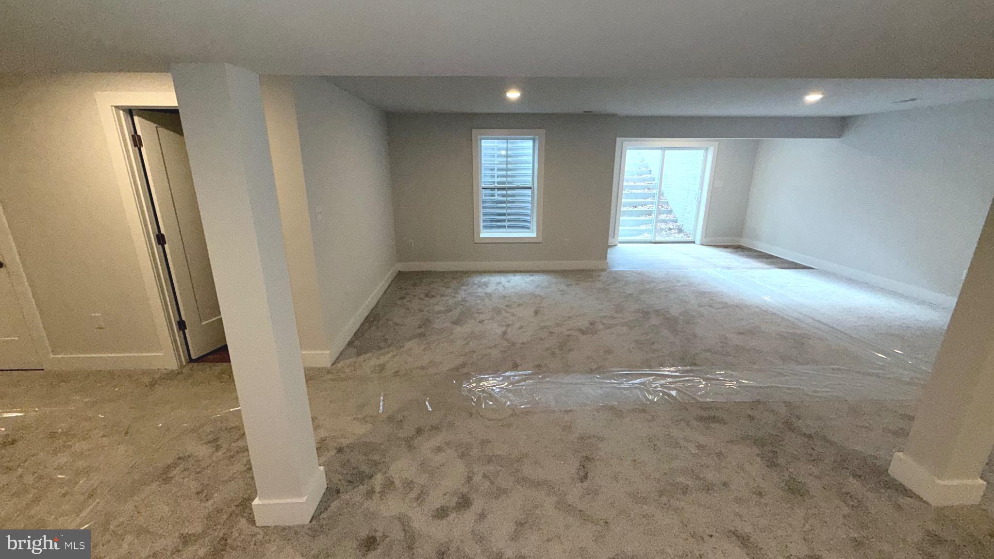 WINDFALL ACRES - Residential