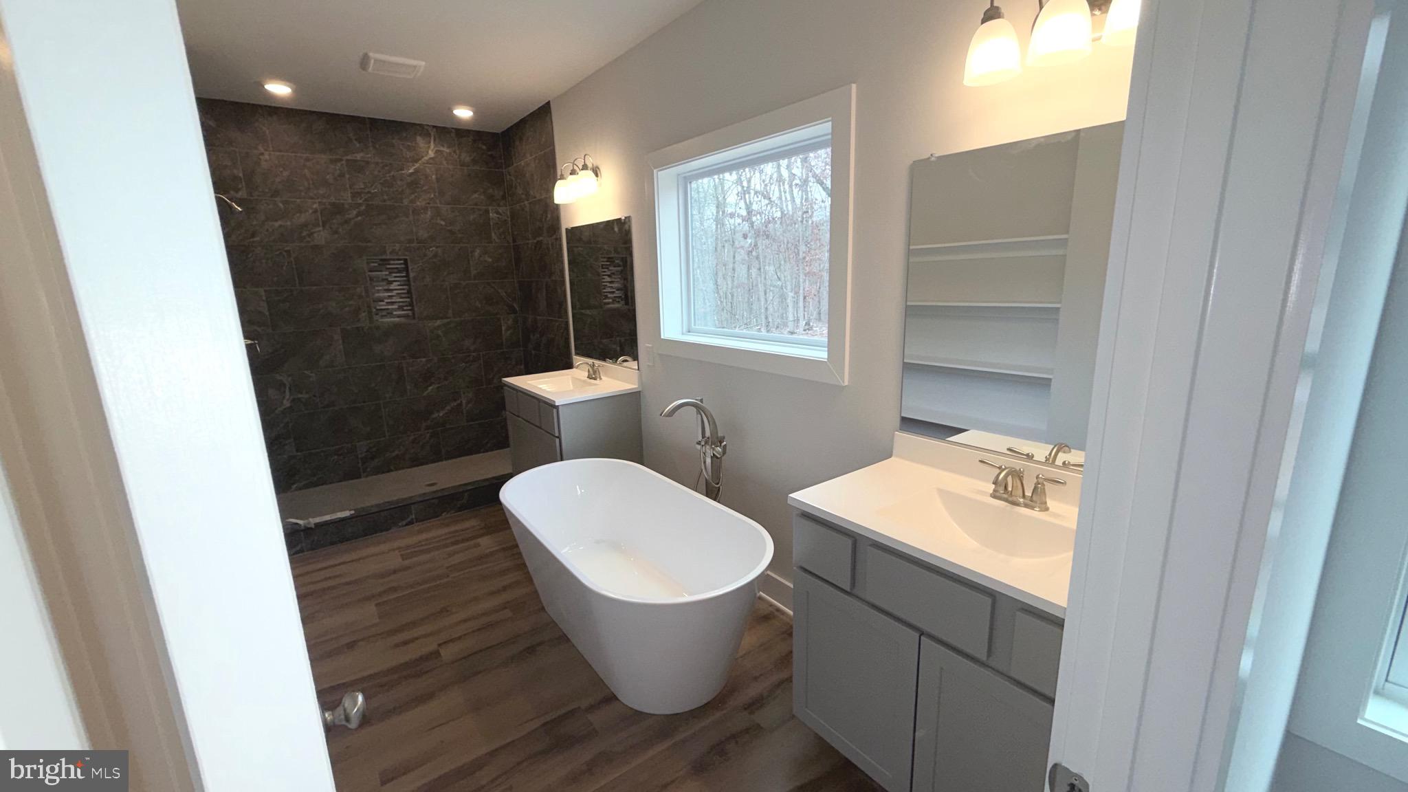 WINDFALL ACRES - Residential