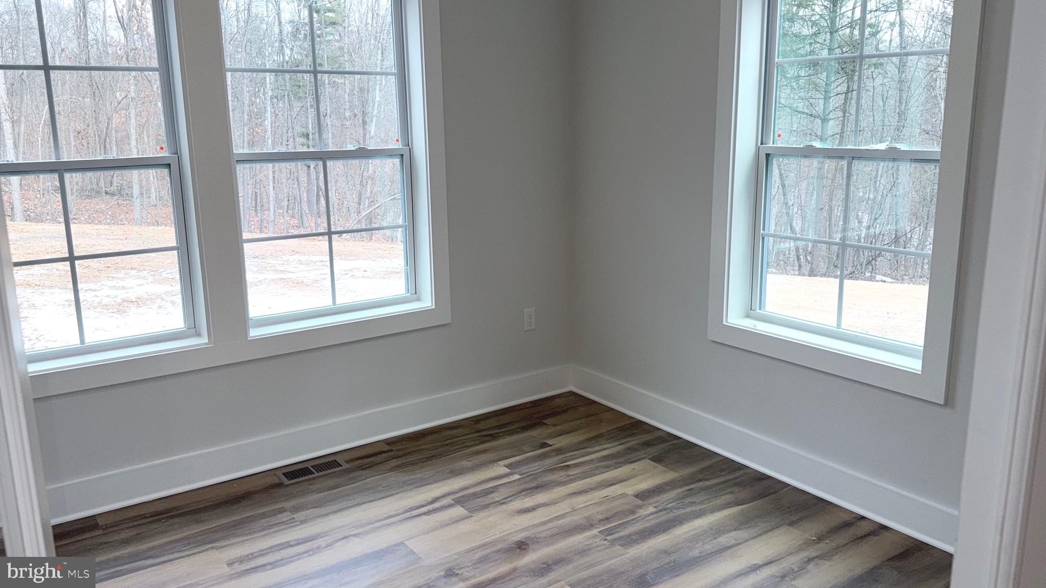 WINDFALL ACRES - Residential