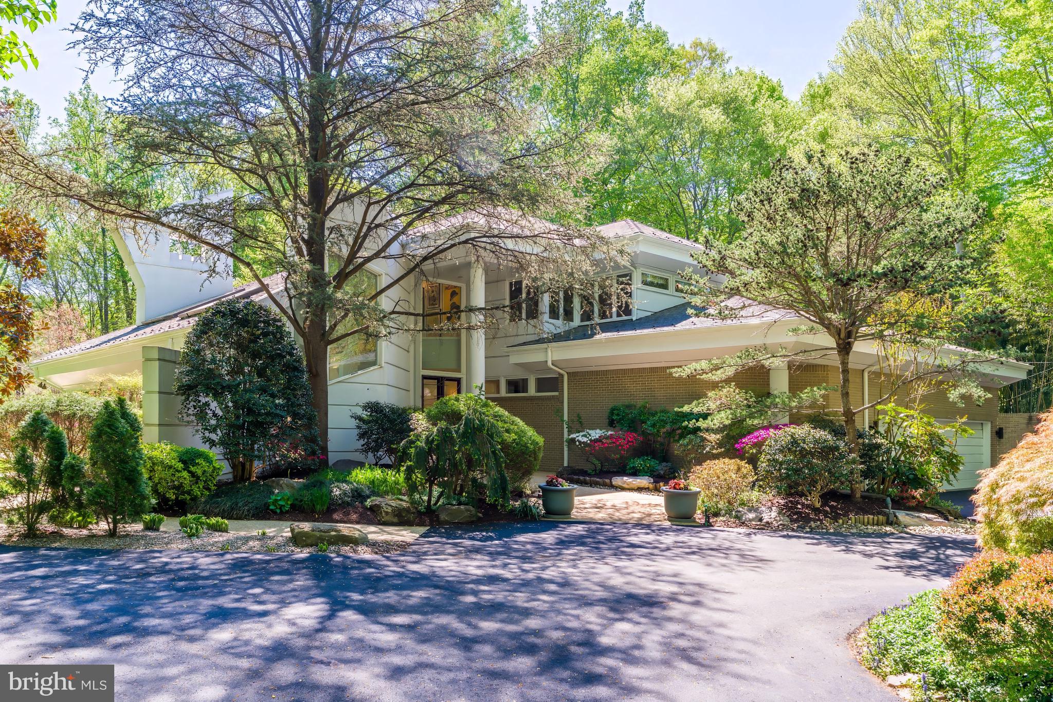 POTOMAC OUTSIDE - Residential