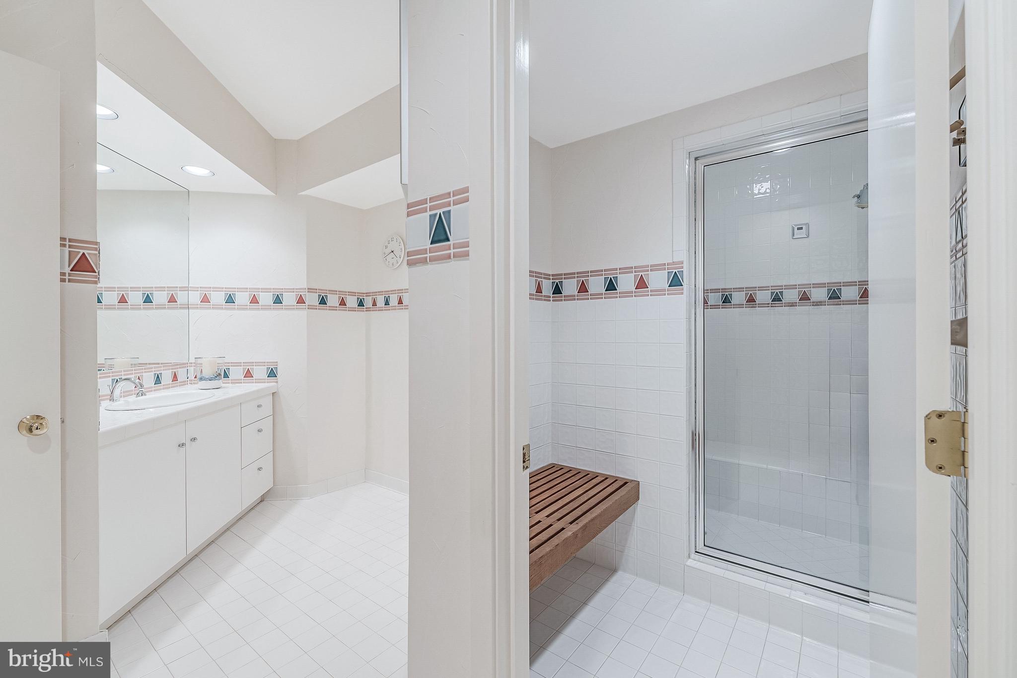 POTOMAC OUTSIDE - Residential