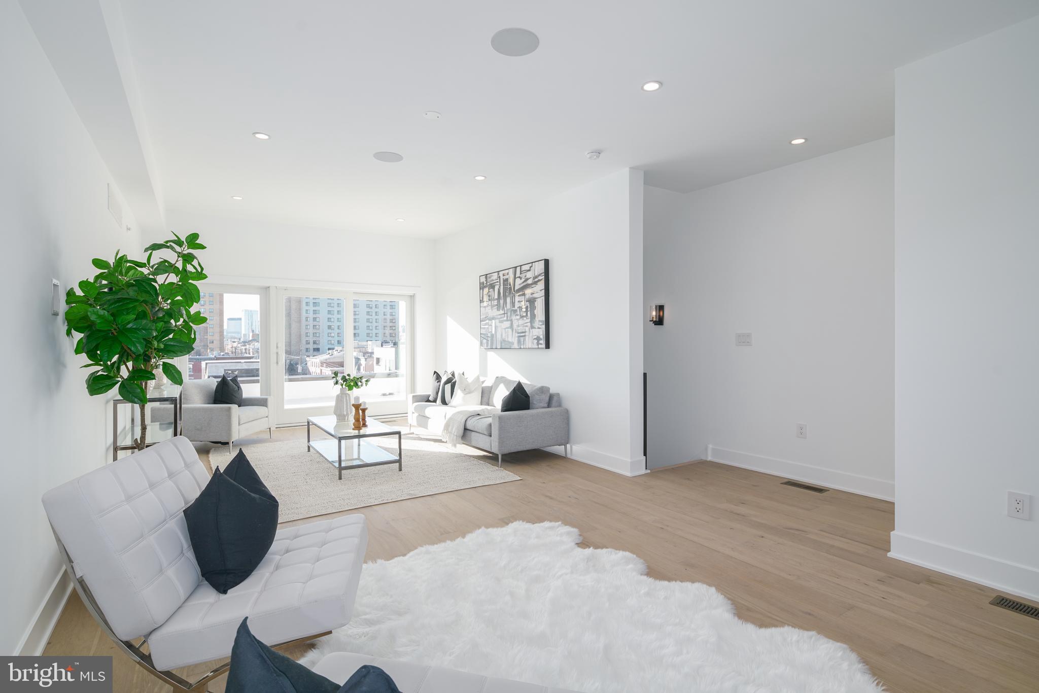 CENTER CITY - Residential