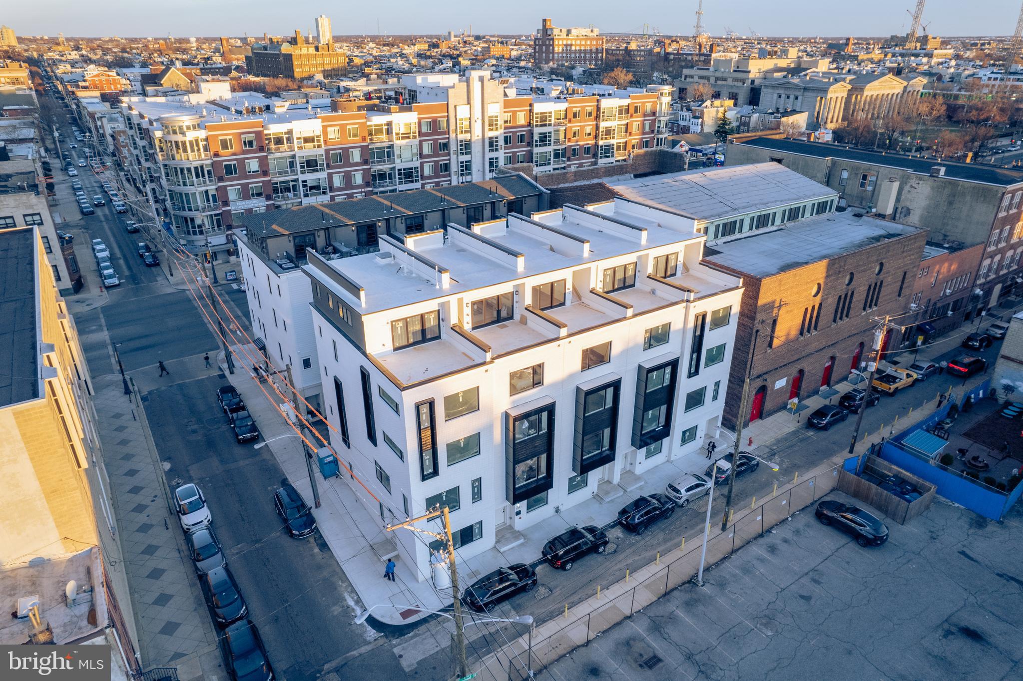 CENTER CITY - Residential