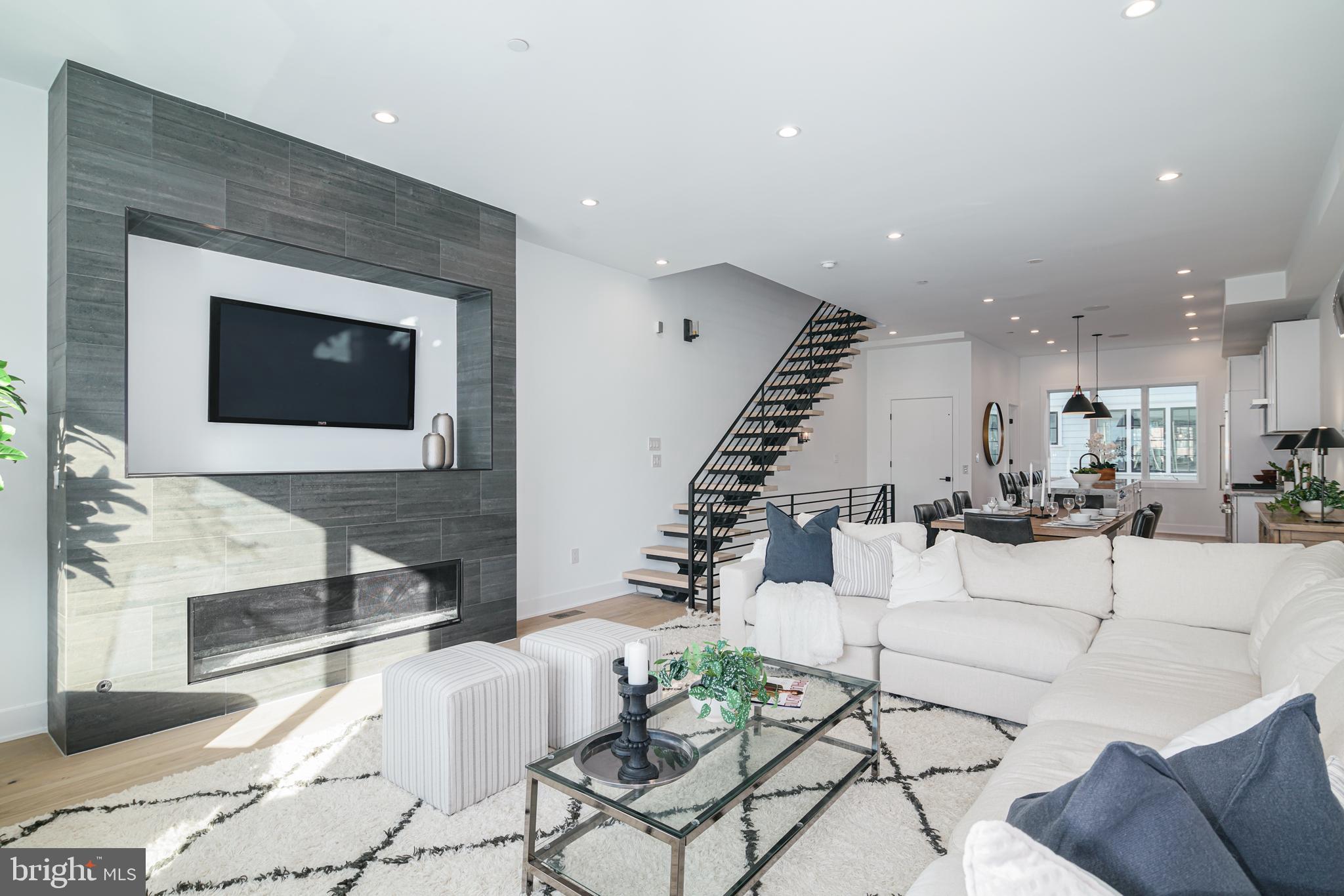 CENTER CITY - Residential