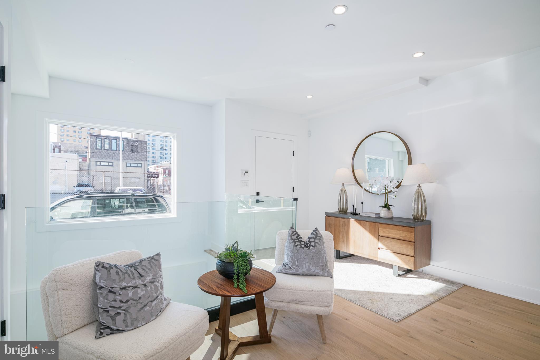 CENTER CITY - Residential